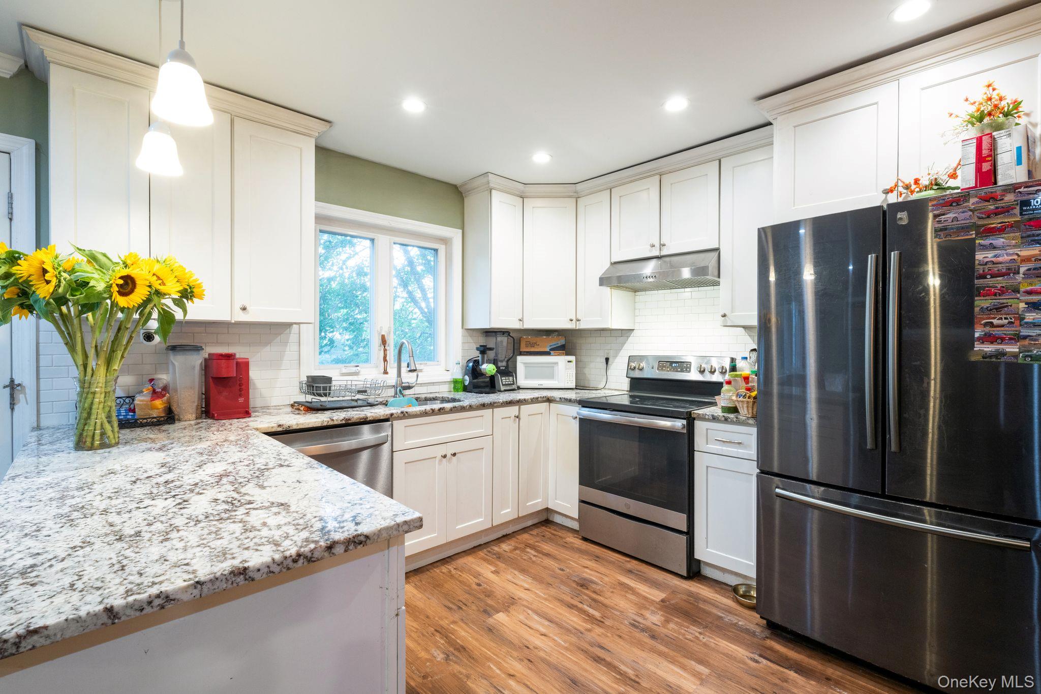 #12 photo, 39 Willow Road, Rocky Point , NY 11778