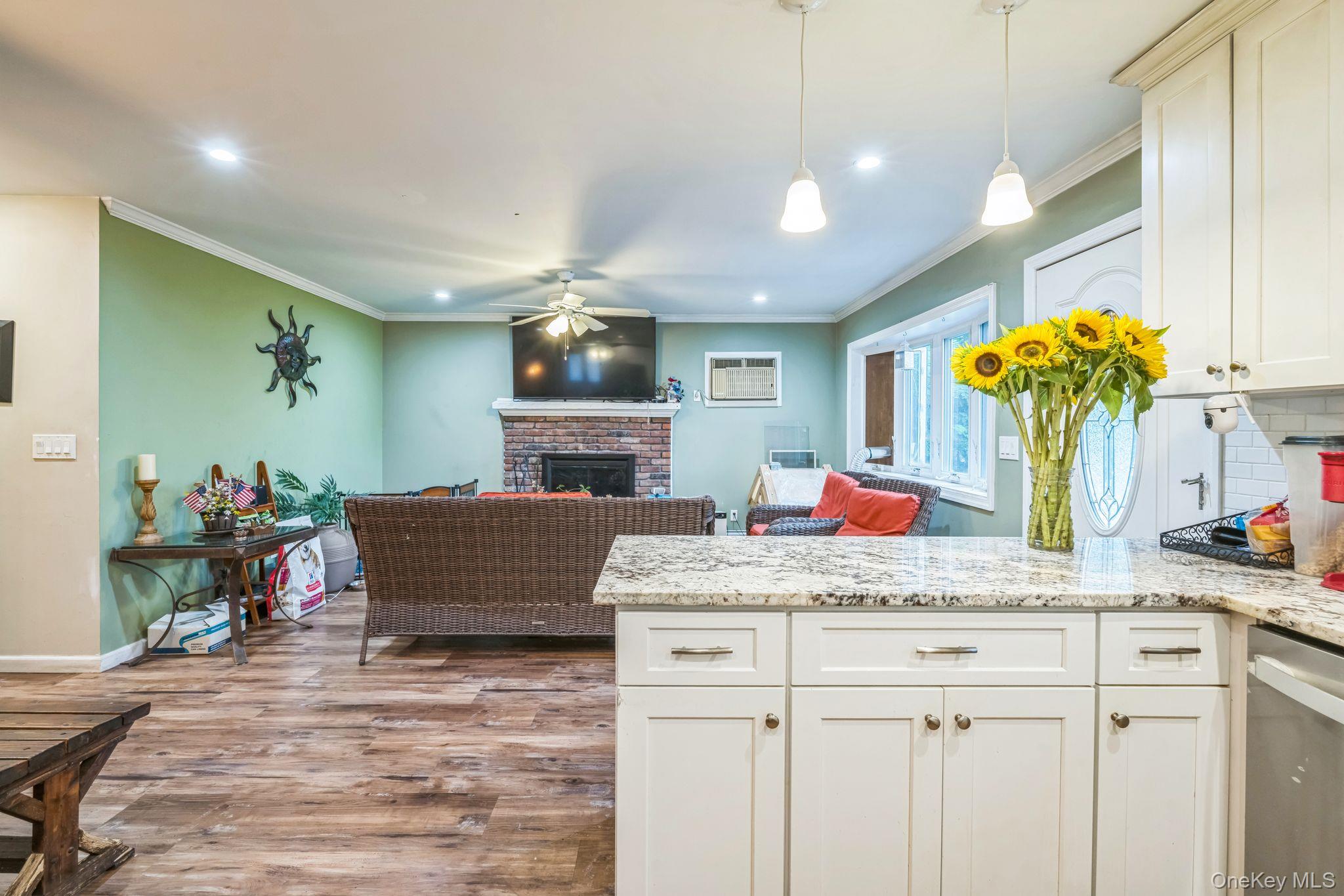 #14 photo, 39 Willow Road, Rocky Point , NY 11778