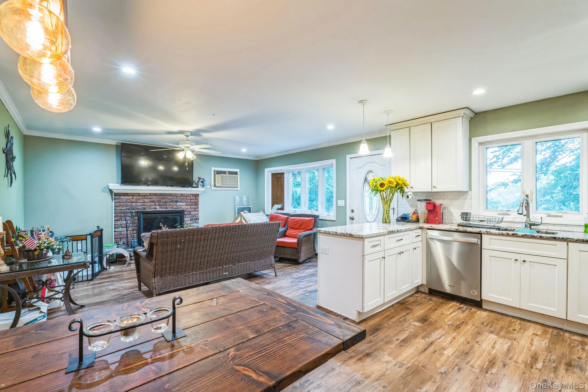 #6 photo, 39 Willow Road, Rocky Point , NY 11778