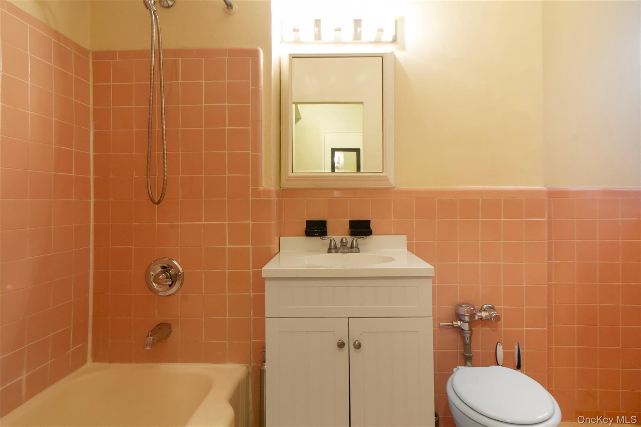 #16 photo, 70 Sherman Avenue, Yonkers , NY 10705