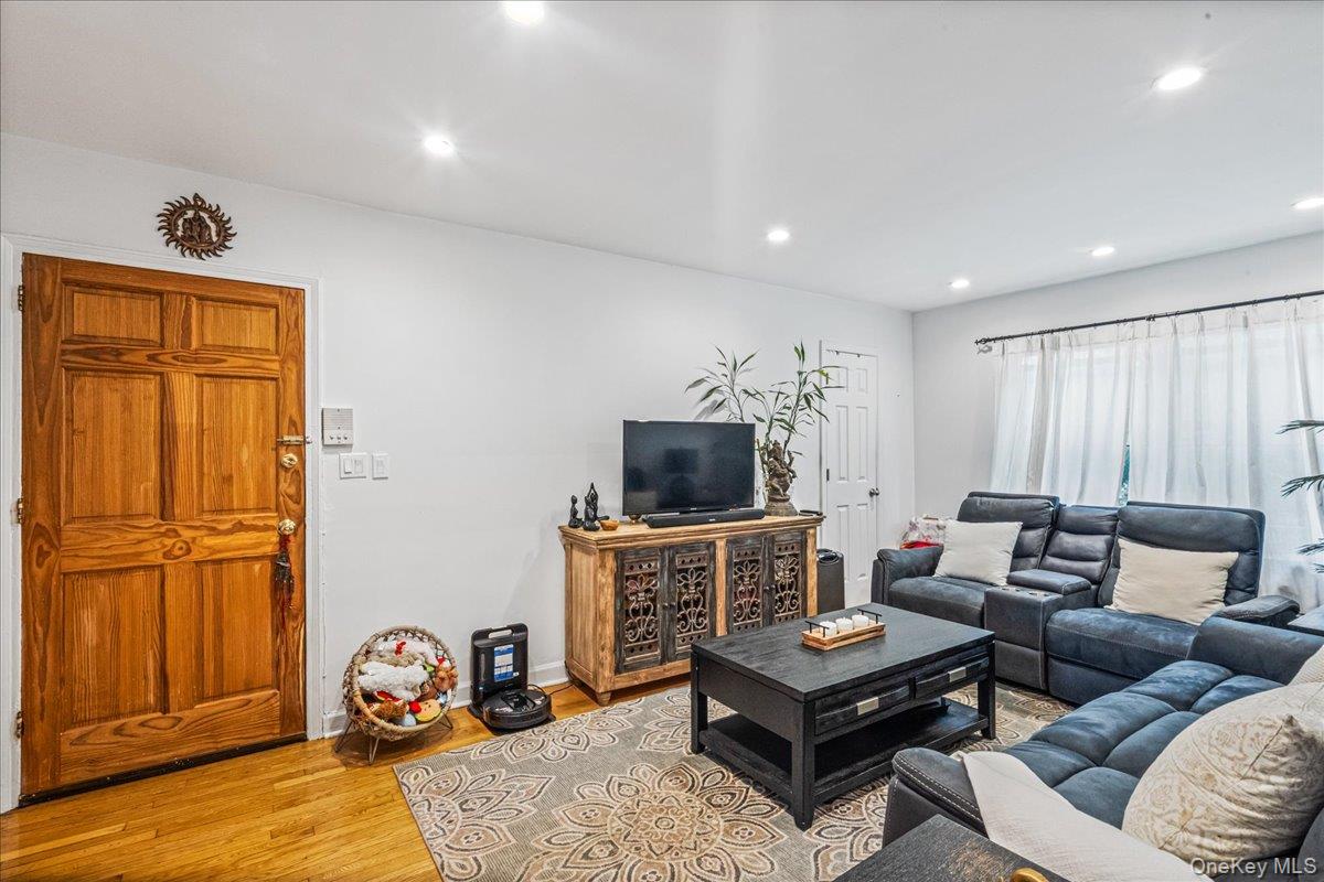 #18 photo, 108-34 63rd Drive, Forest Hills , NY 11375