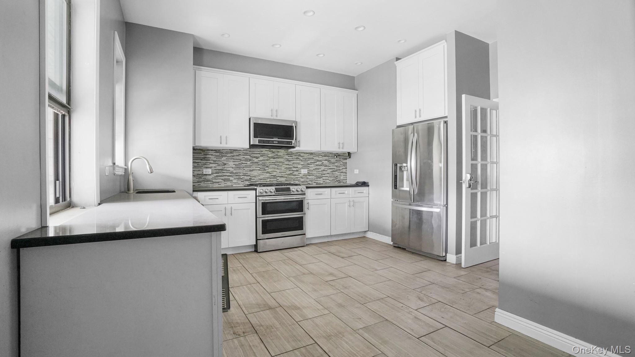 #13 photo, 2195 Bergen Street, ブルックリン区 Brooklyn , NY 11233