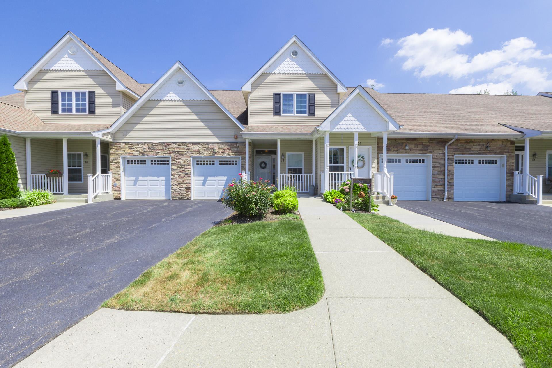 #1 photo, 36 Rose Lane, Mount Sinai , NY 11766