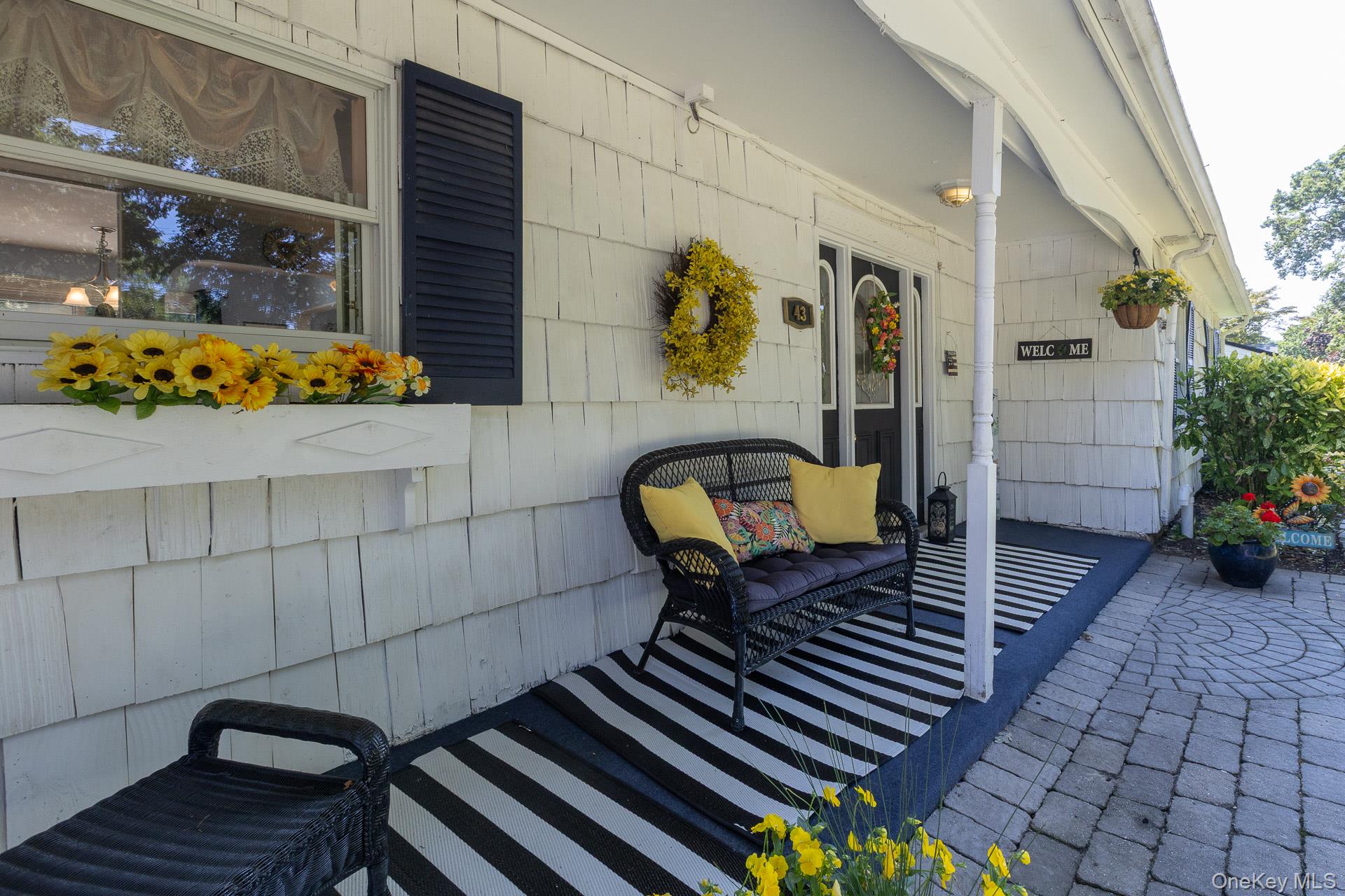 #4 photo, 43 Fox Lane, Shoreham , NY 11786