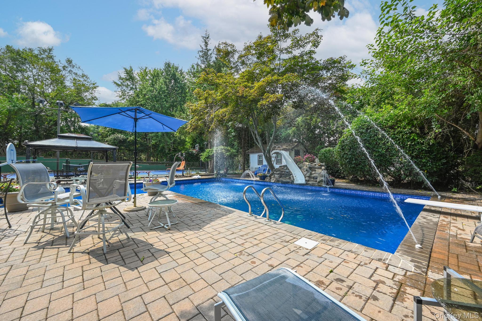 #6 photo, 23 Pettit Drive, Dix Hills , NY 11746