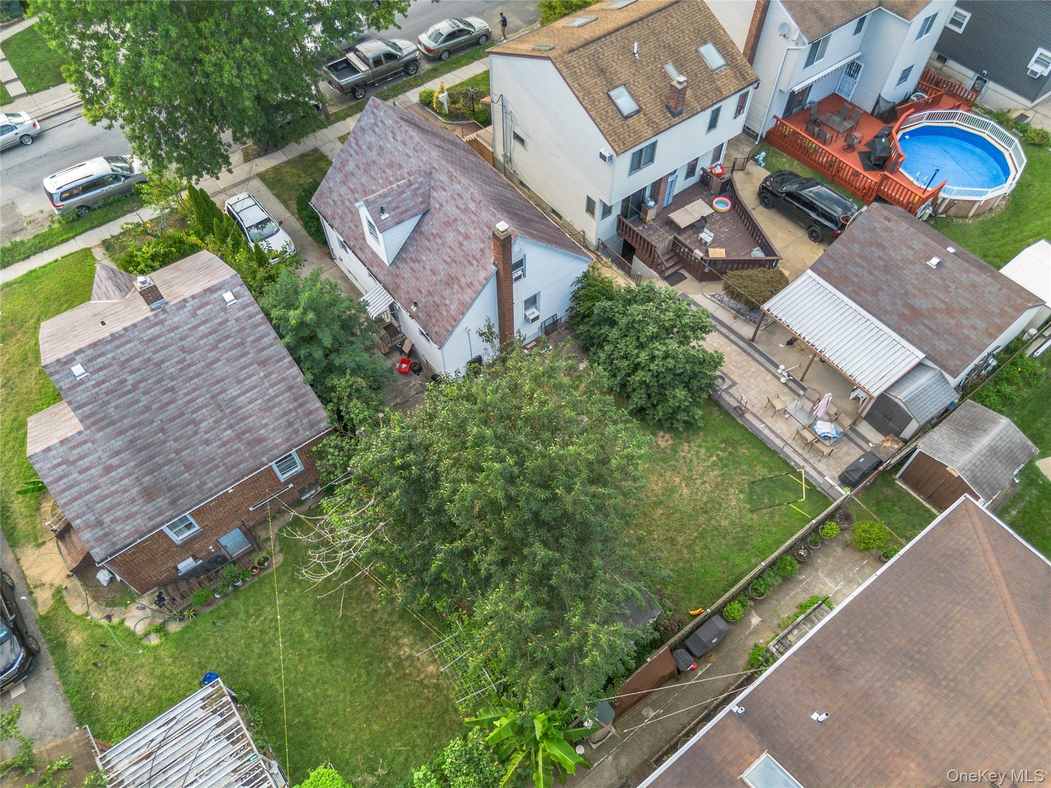 #17 photo, 29 Butler Boulevard, Elmont , NY 11003