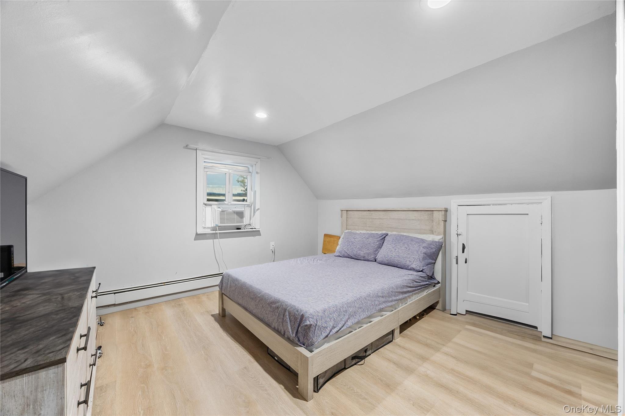 #9 photo, 29 Butler Boulevard, Elmont , NY 11003