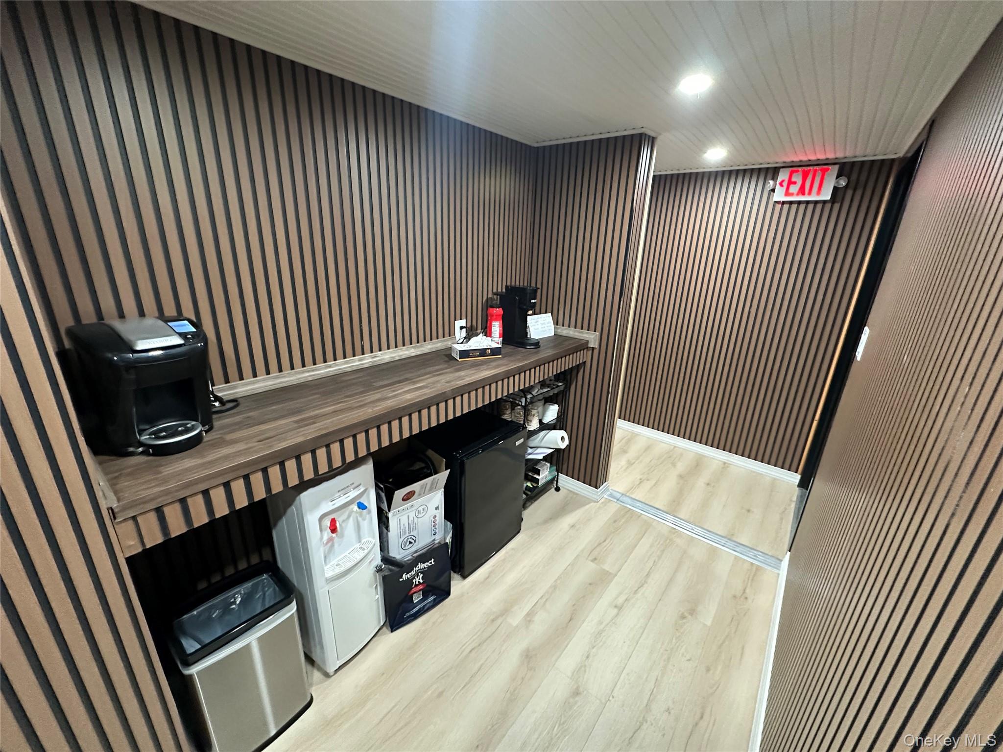 #3 photo, 144 Grove Avenue, ナッソー郡 Cedarhurst , NY 11516