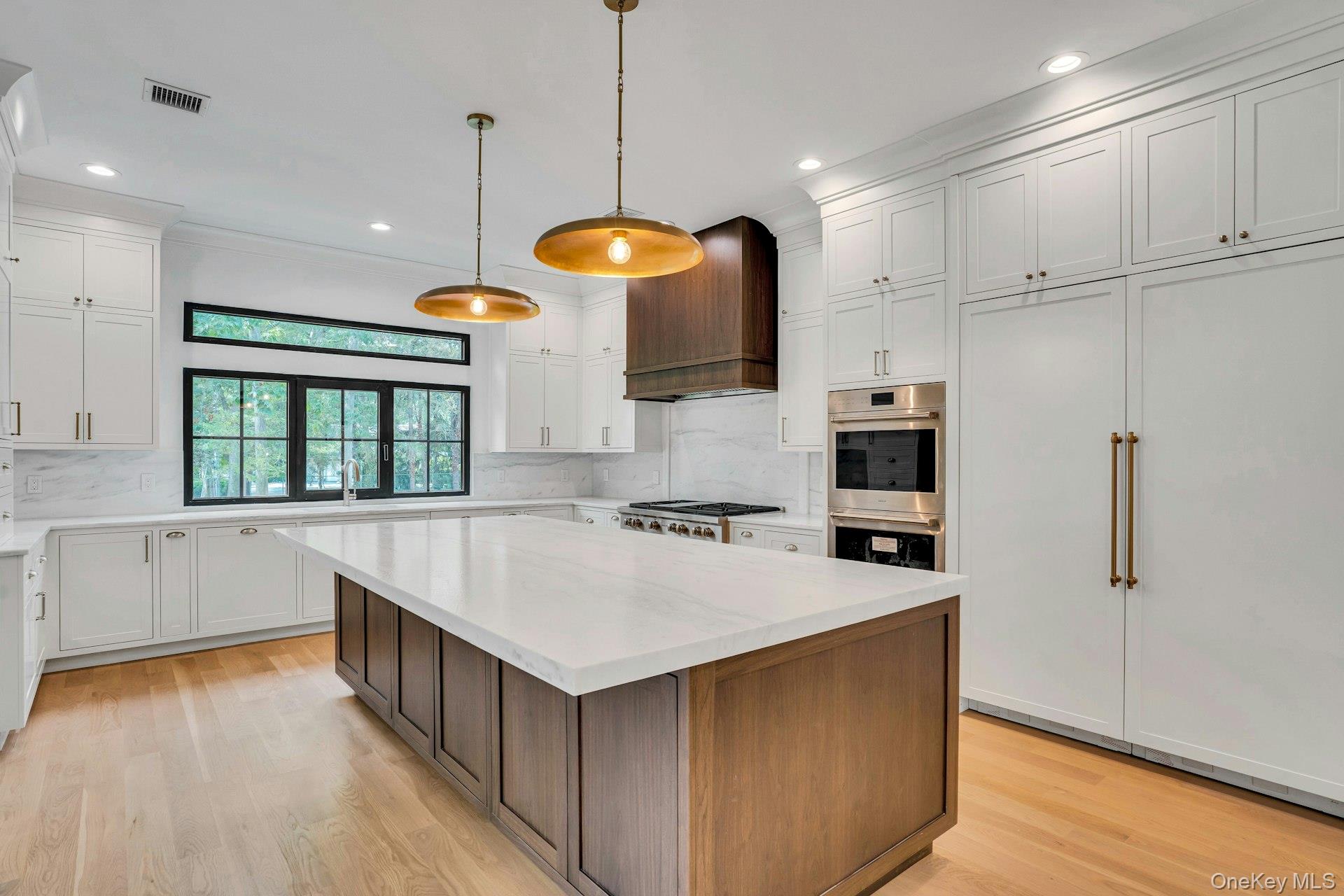 #16 photo, 115 Weeks Drive, サフォーク郡 Dix Hills , NY 11746