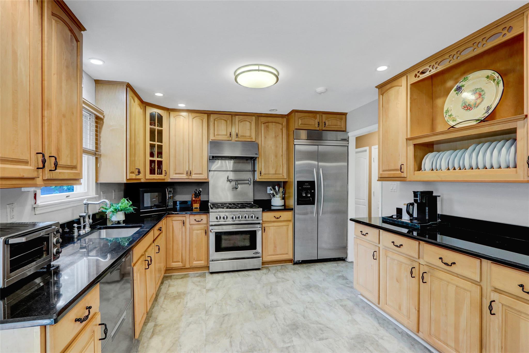 #10 photo, 31 Imperial Drive, サフォーク郡 Miller Place , NY 11764