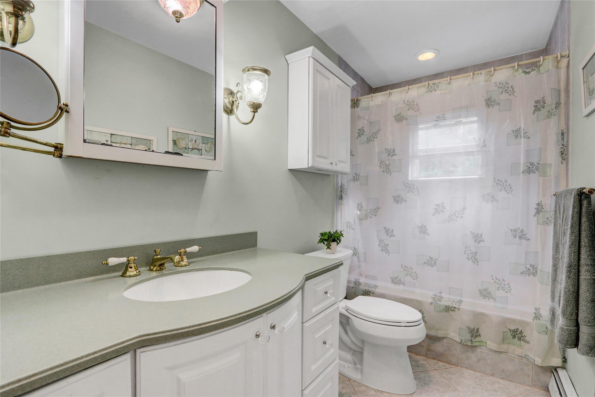 #14 photo, 31 Imperial Drive, サフォーク郡 Miller Place , NY 11764