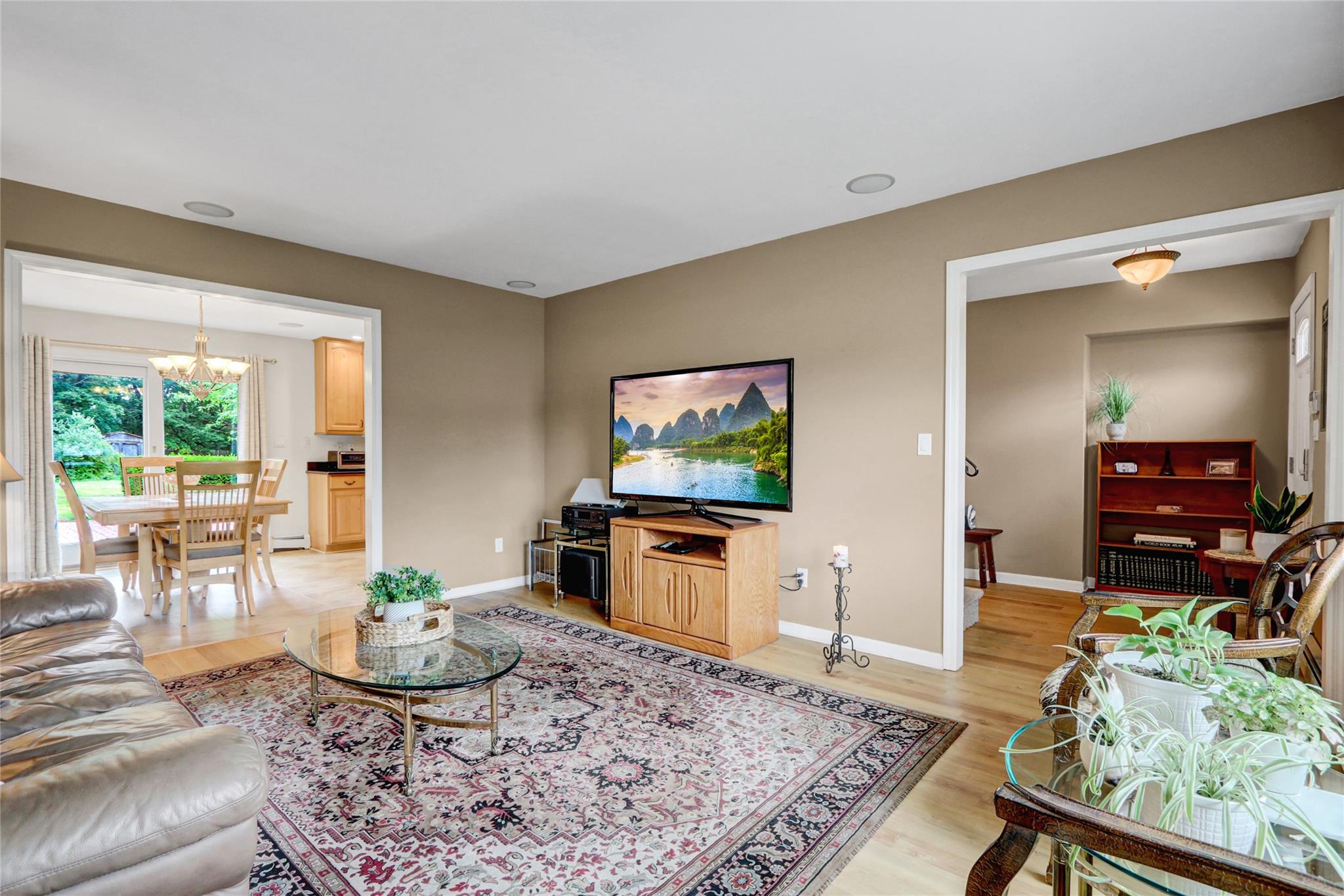 #6 photo, 31 Imperial Drive, サフォーク郡 Miller Place , NY 11764