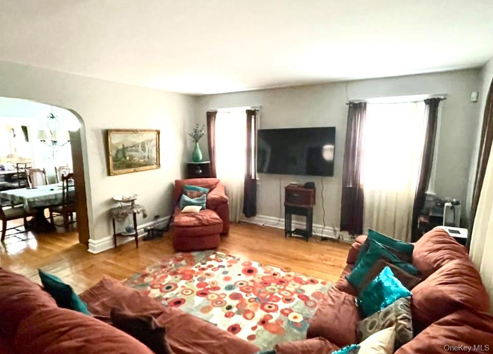 #19 photo, 386 Park Hill Avenue, Yonkers , NY 10705