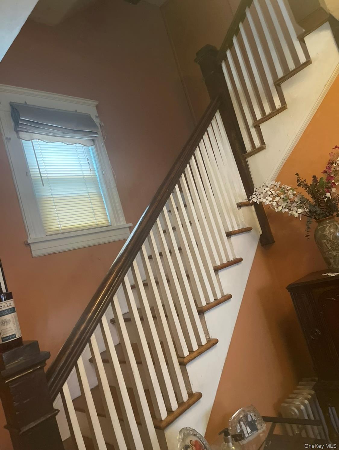 #5 photo, 386 Park Hill Avenue, Yonkers , NY 10705