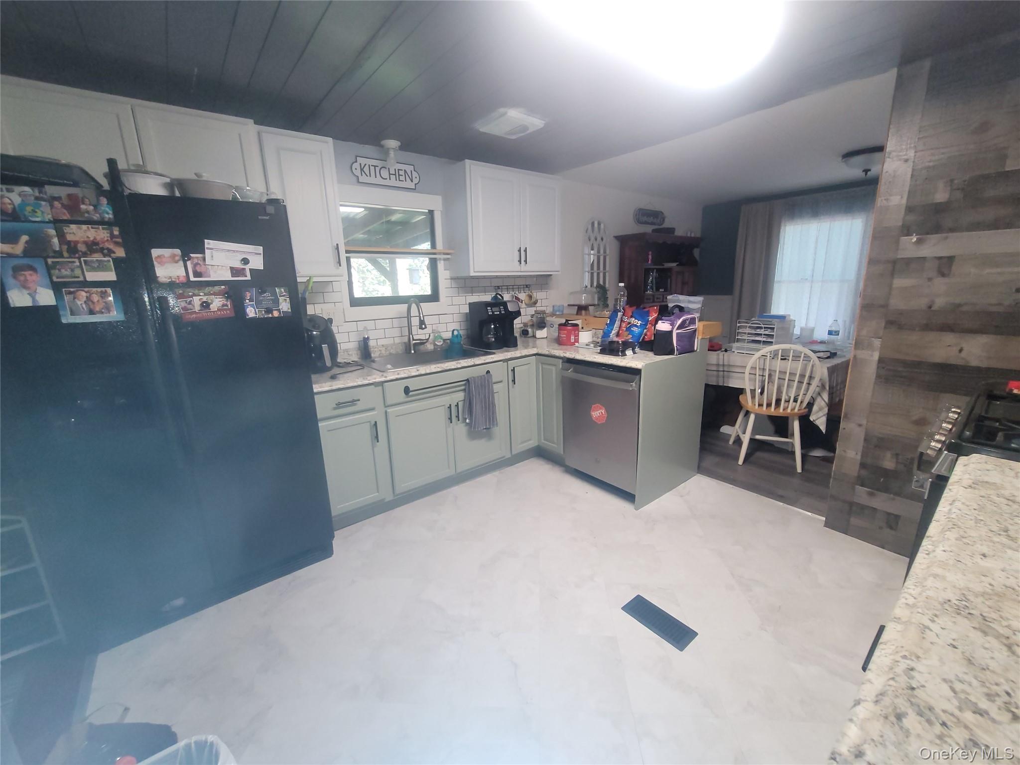 #5 photo, 575 Shore Road, Swan Lake , NY 12783