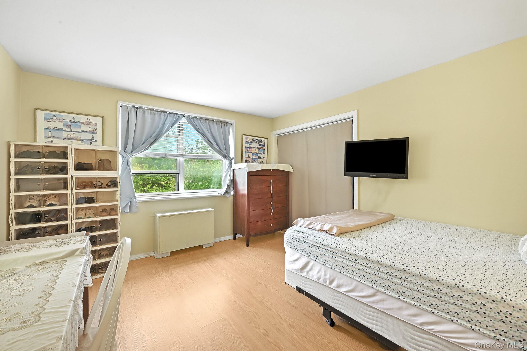 #11 photo, 499 N Broadway, White Plains , NY 10603