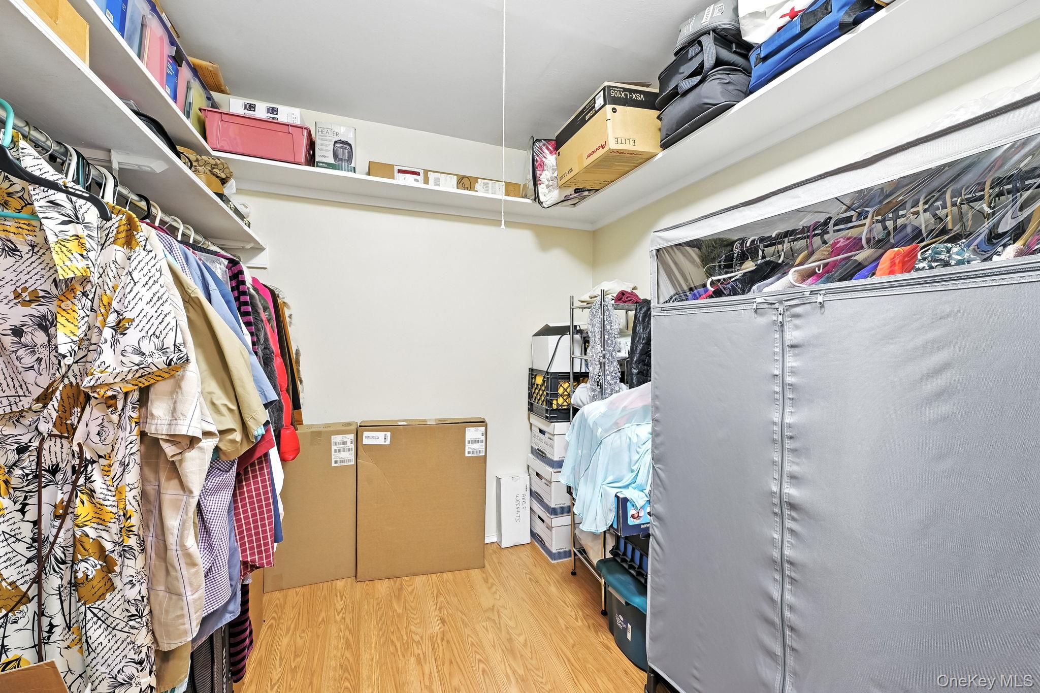 #13 photo, 499 N Broadway, White Plains , NY 10603