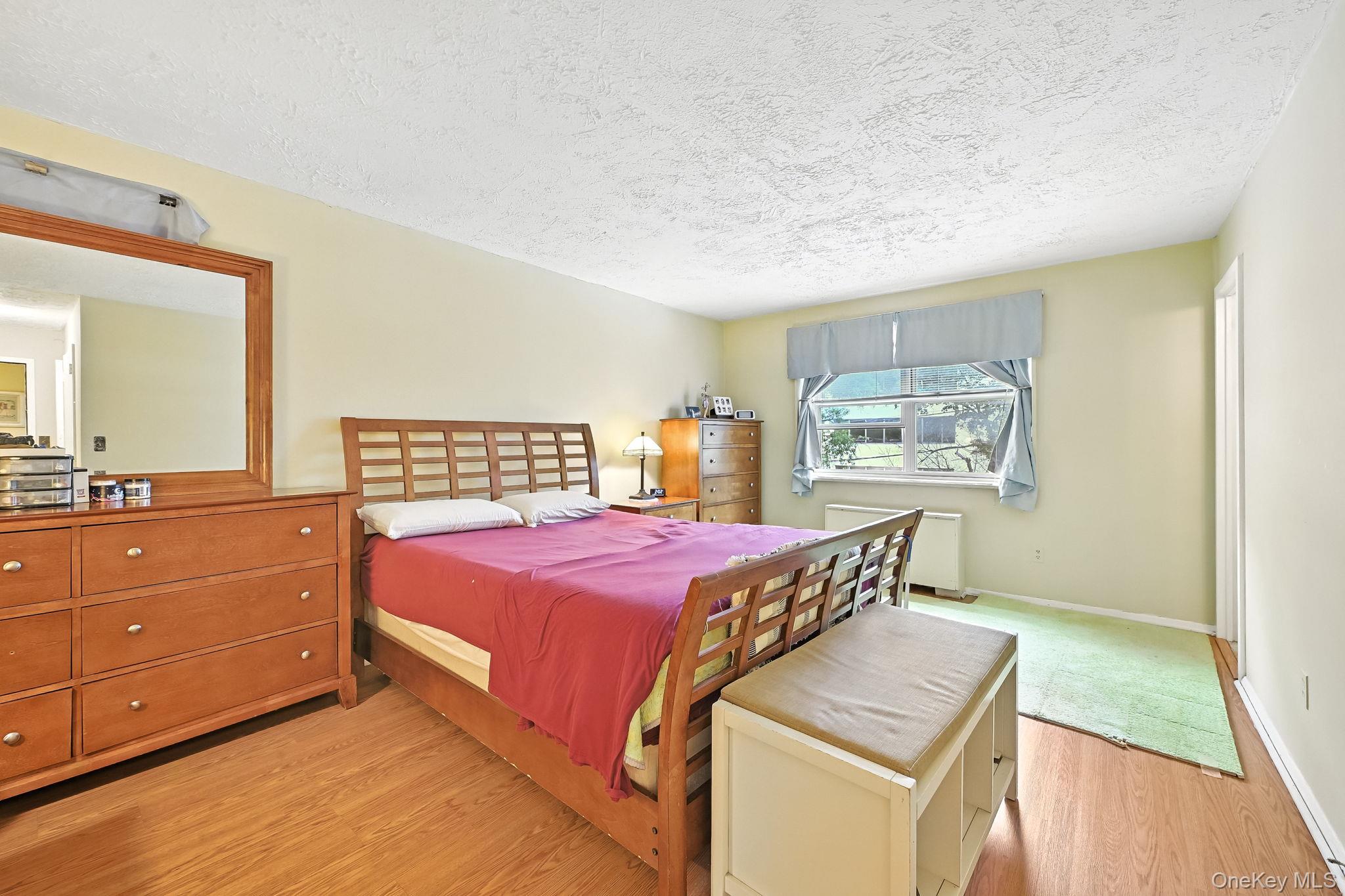 #14 photo, 499 N Broadway, White Plains , NY 10603