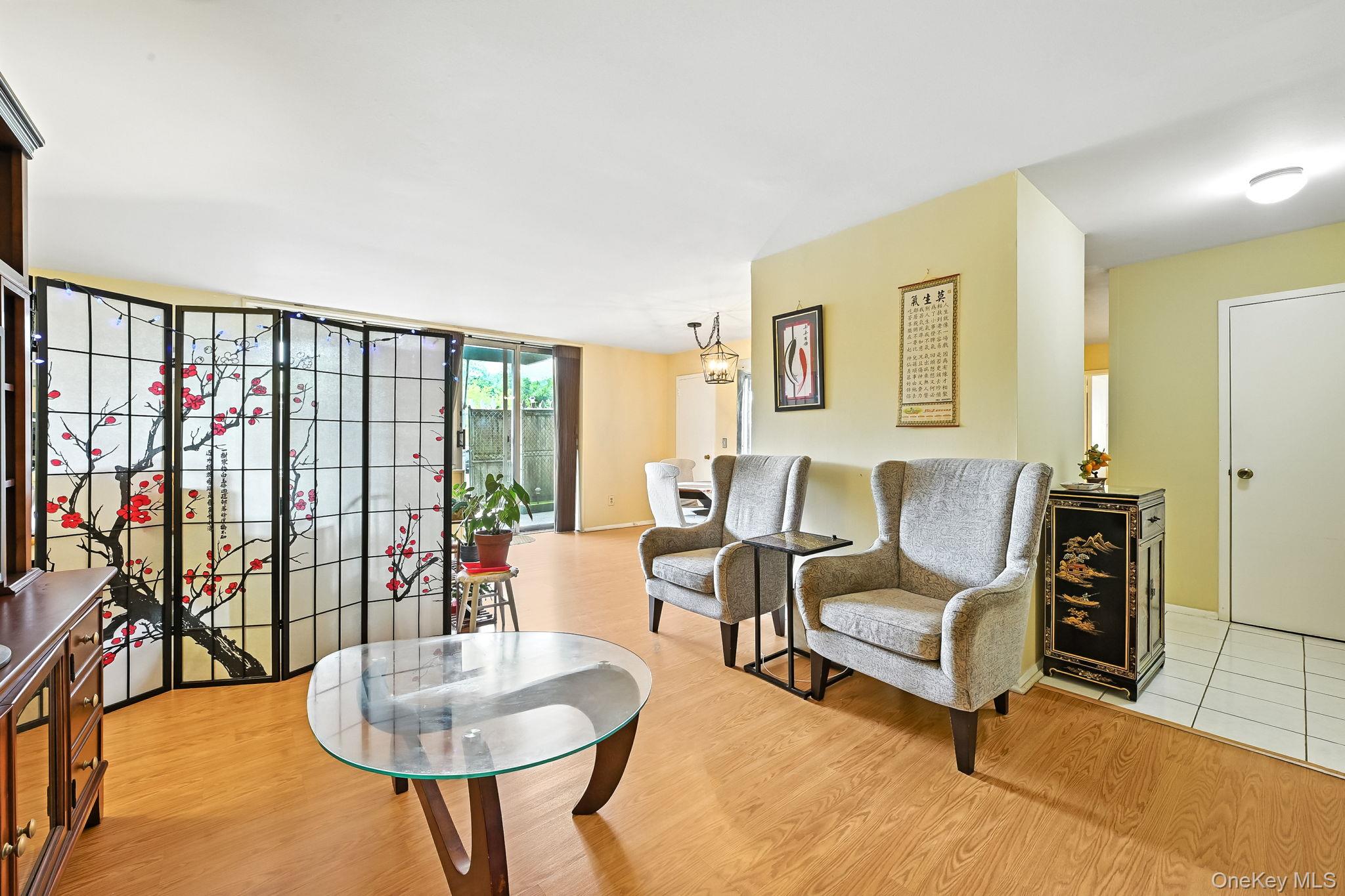 #5 photo, 499 N Broadway, White Plains , NY 10603