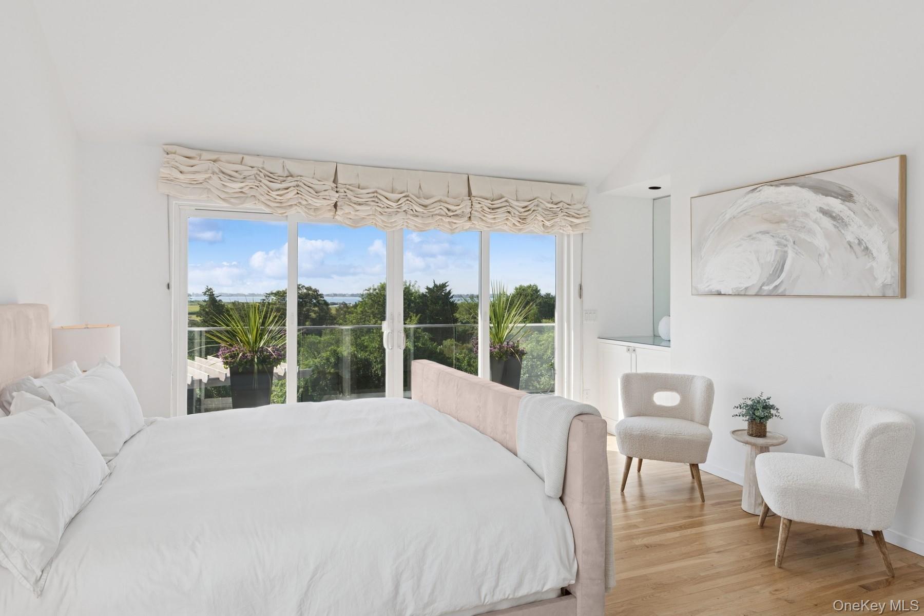 #15 photo, 30 Tanners Neck Lane, サフォーク郡 Westhampton , NY 11977