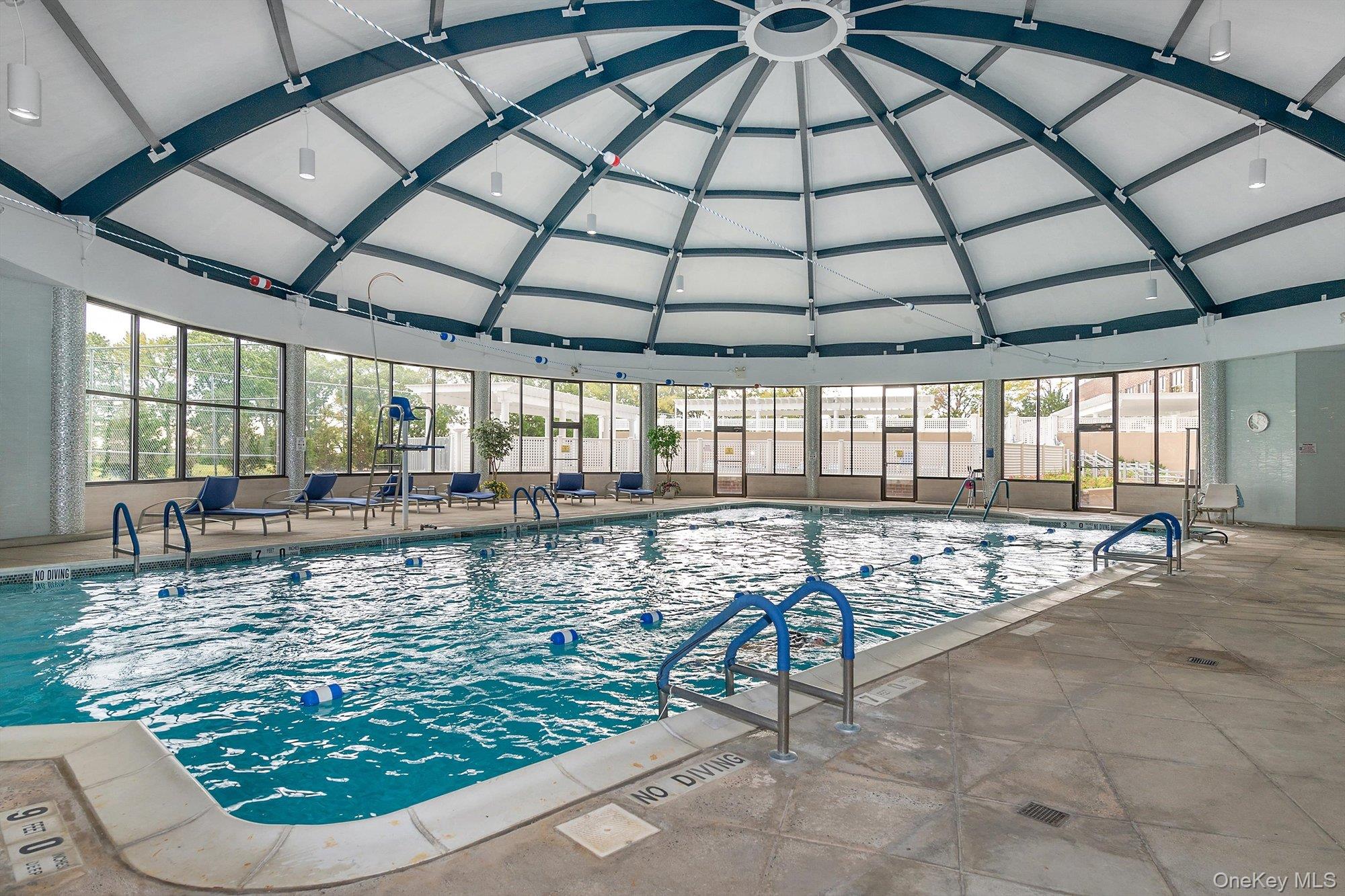 #16 photo, 269-10 Grand Central Parkway, クイーンズ区 Floral Park , NY 11005