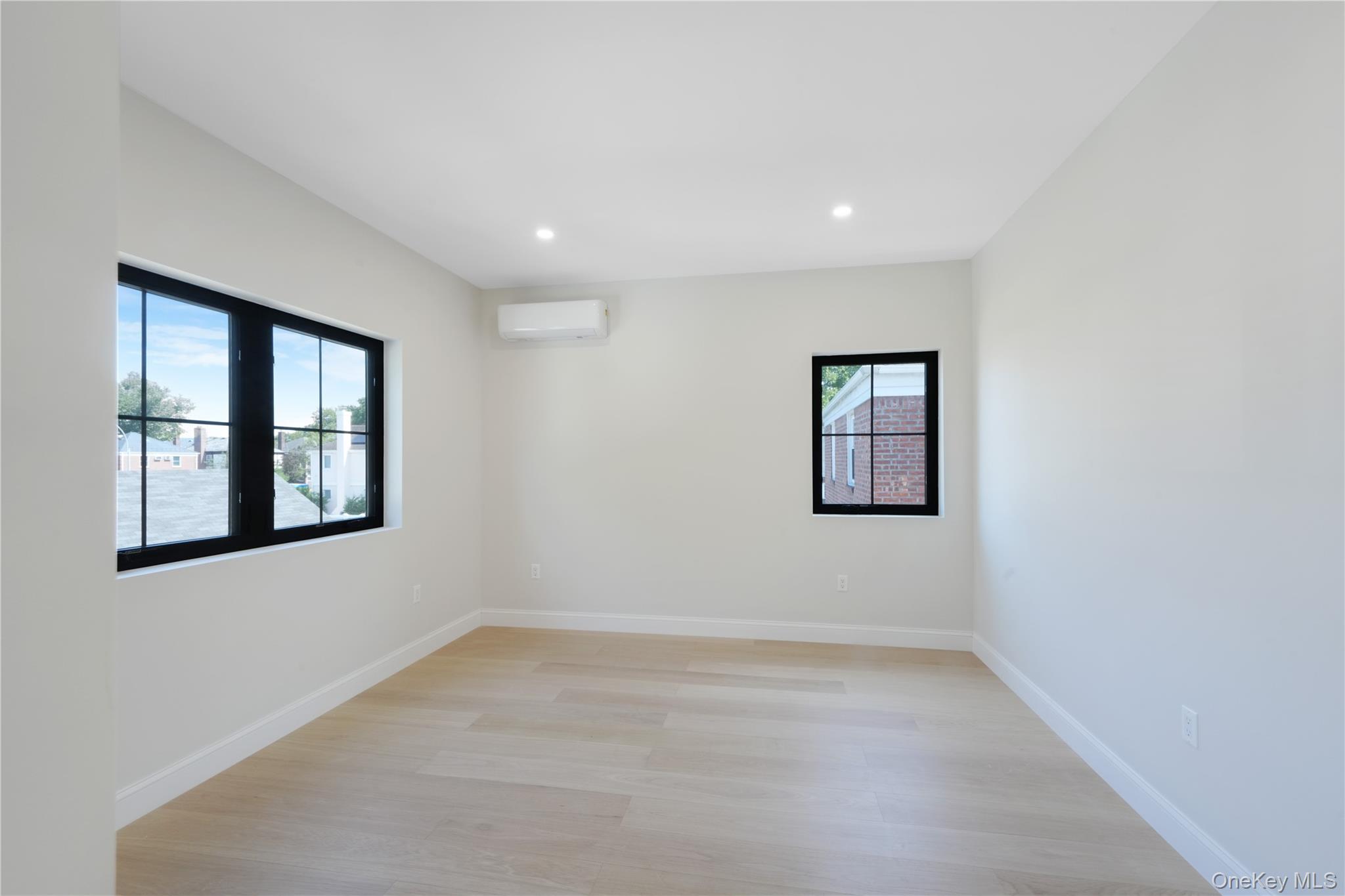 #16 photo, 75-31 175th Street, Fresh Meadows , NY 11366