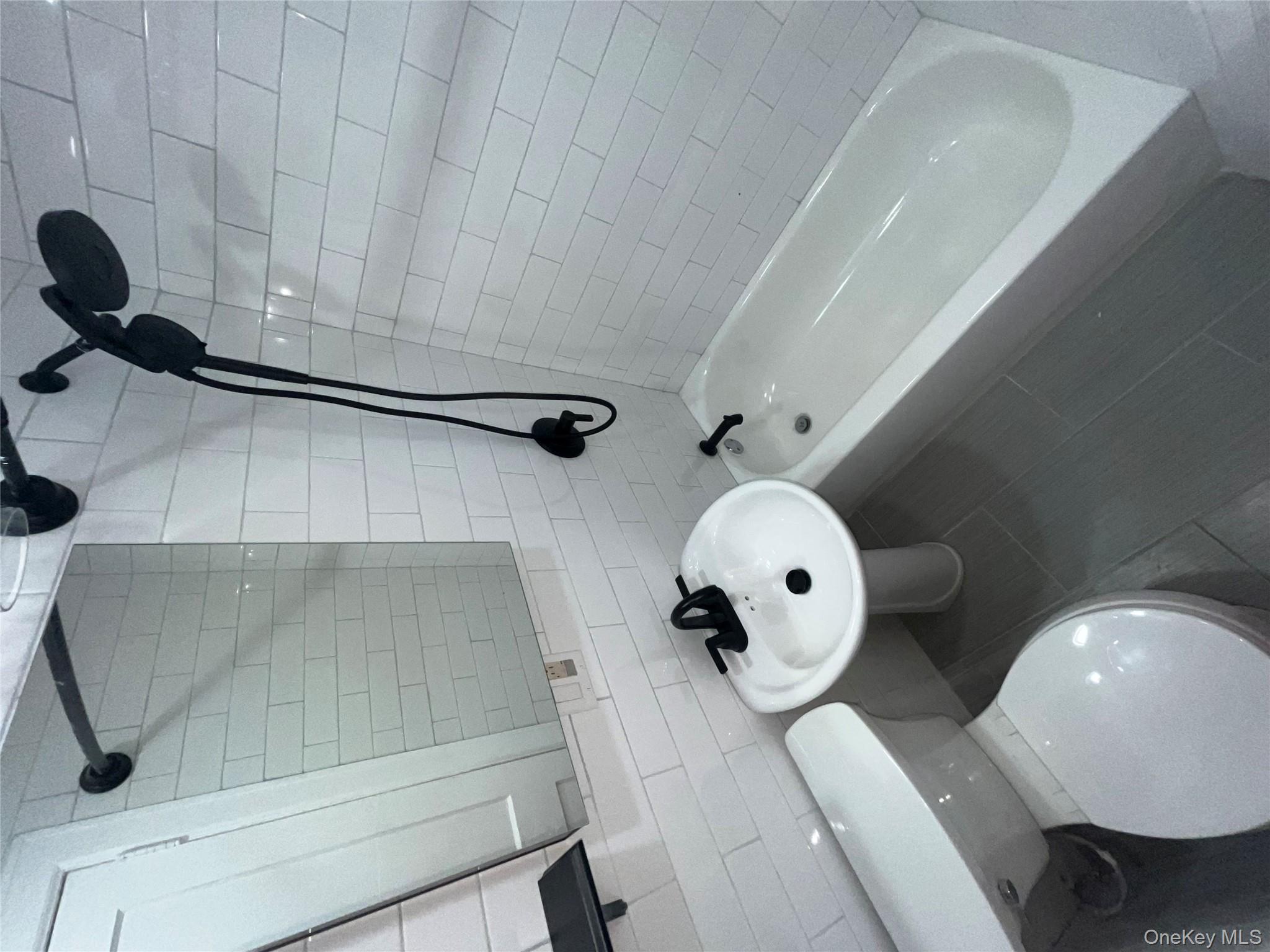 #10 photo, 138 Adelphi Street, Brooklyn , NY 11205