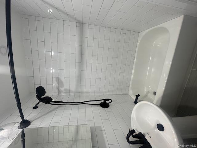 #8 photo, 138 Adelphi Street, Brooklyn , NY 11205