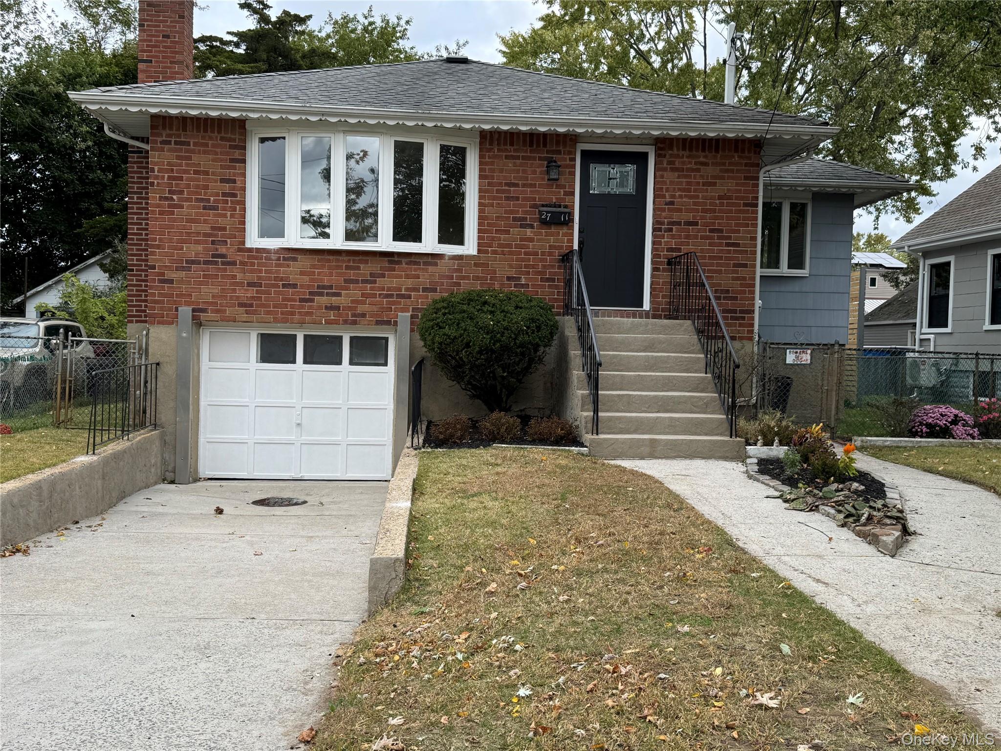 #1 photo, 2711 W Alder Road, ナッソー郡 Bellmore , NY 11710