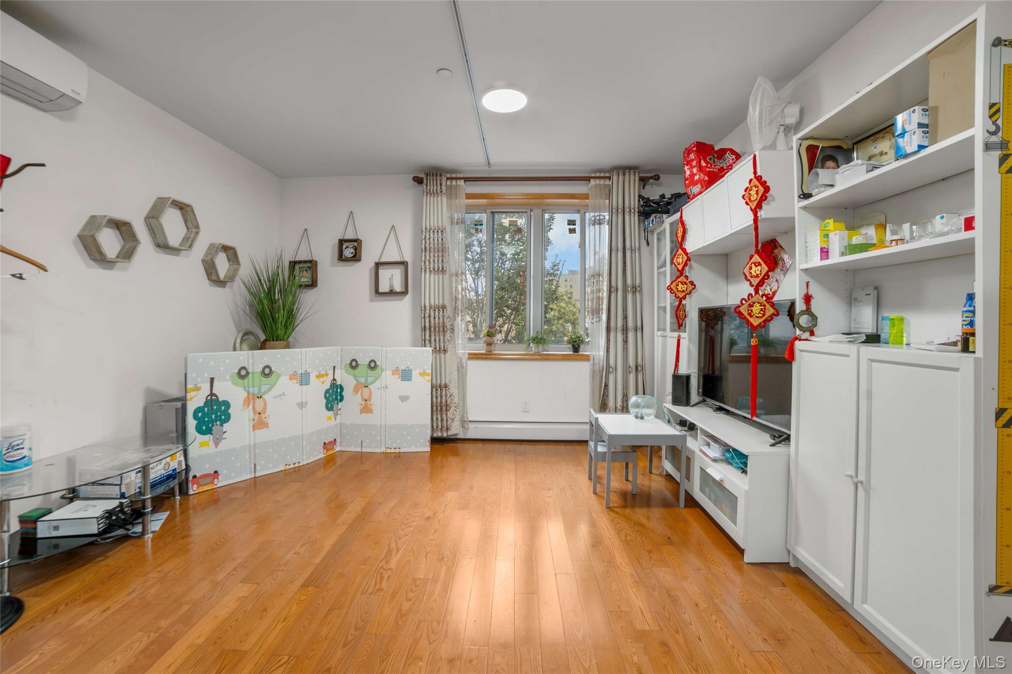 #6 photo, 58-04 Main Street, クイーンズ区 Flushing , NY 11355