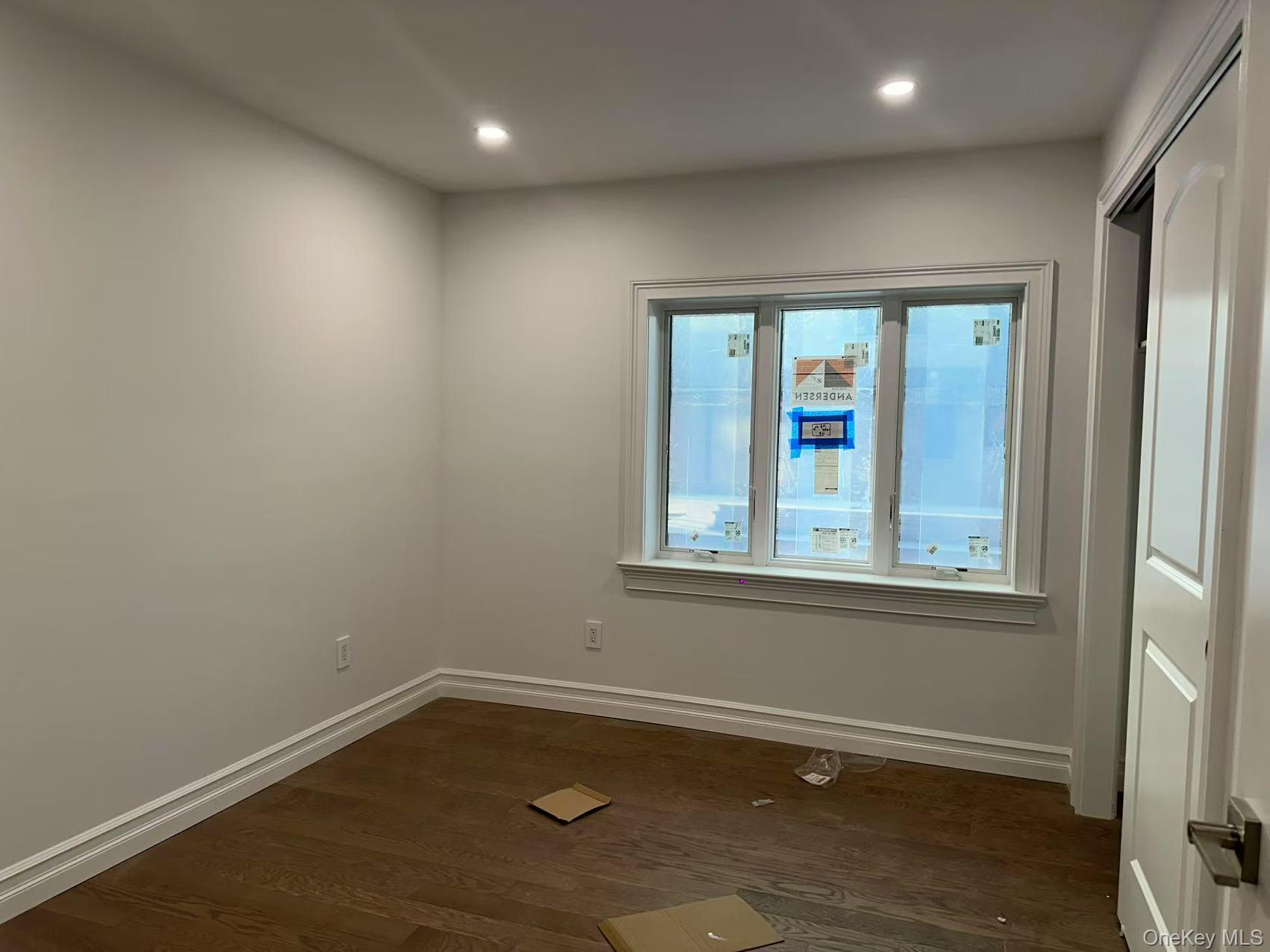 #10 photo, 6973 229th Street, クイーンズ区 Oakland Gardens , NY 11364