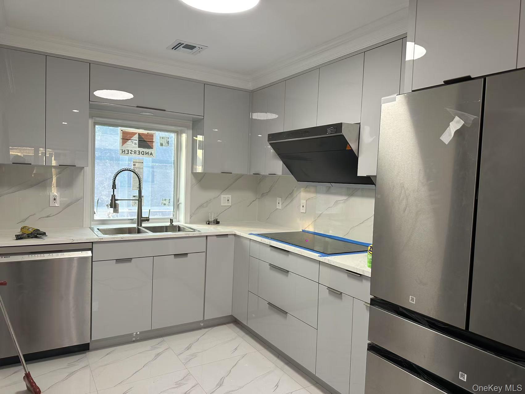 #7 photo, 6973 229th Street, クイーンズ区 Oakland Gardens , NY 11364