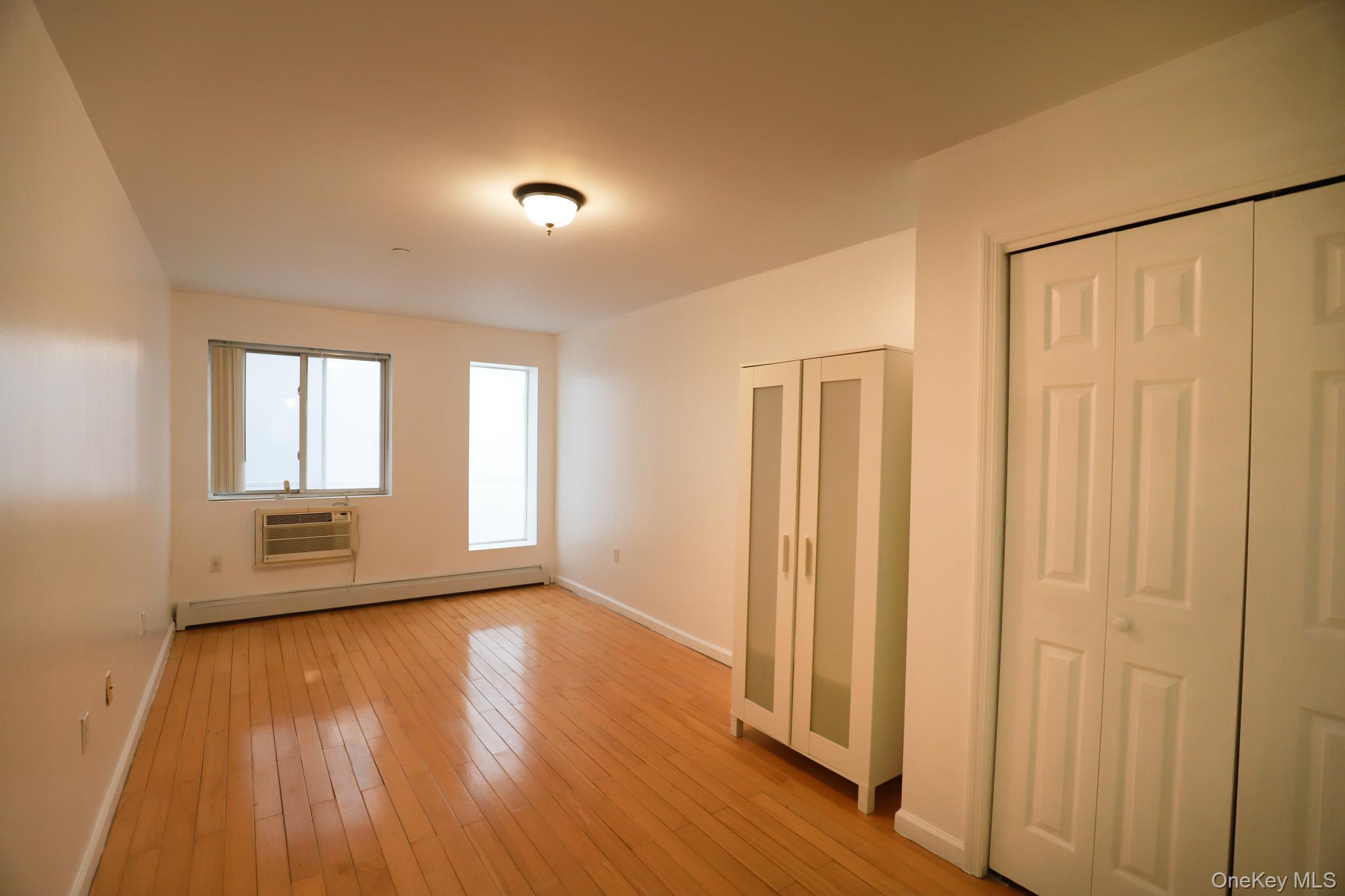 #7 photo, 42-11 Parsons Boulevard, Flushing , NY 11355