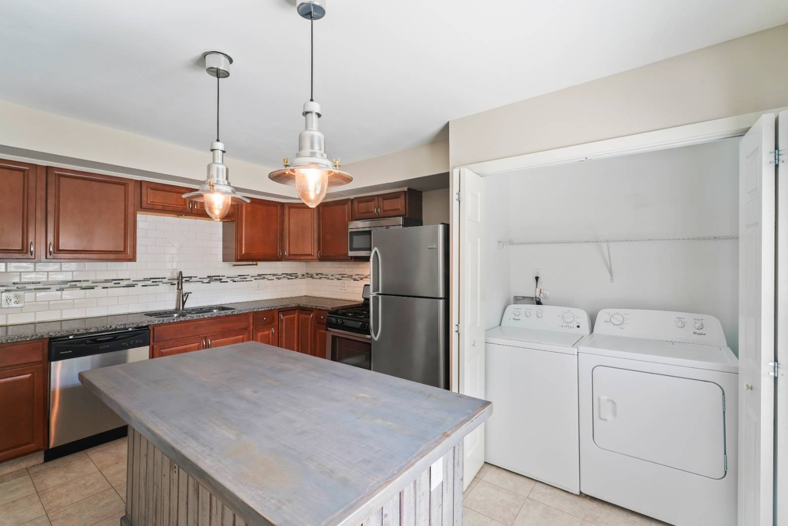 #6 photo, 130 Van Dam Street, #2, Saratoga Springs , NY 12866