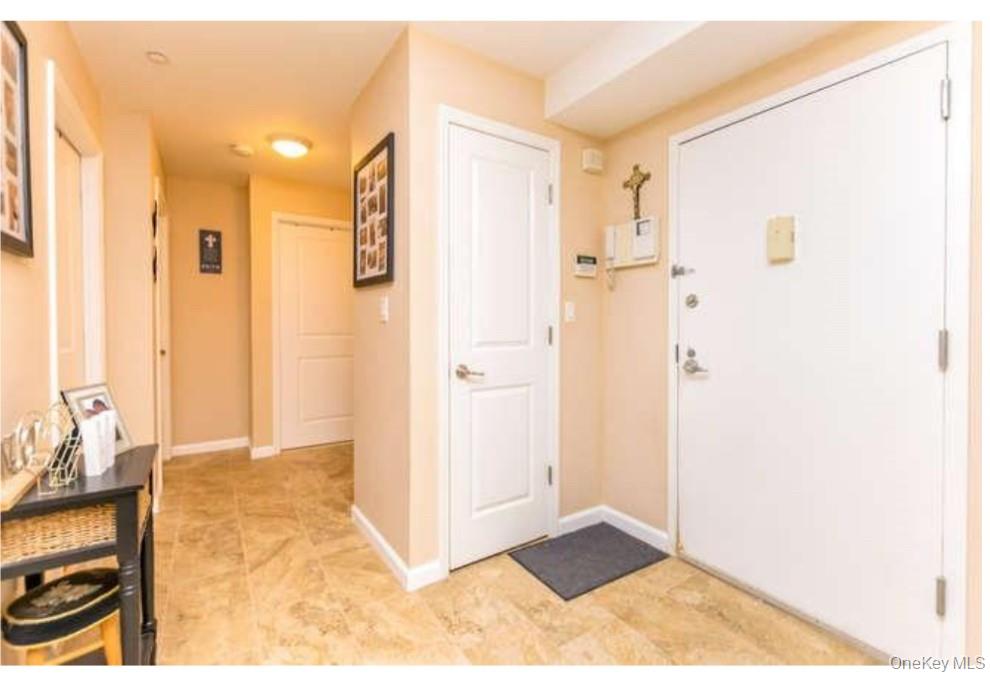 #2 photo, 1490 Outlook Avenue, ブロンクス区 Bronx , NY 10465