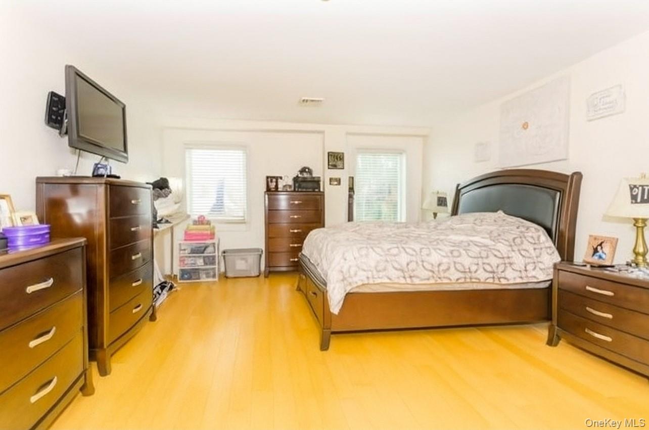 #7 photo, 1490 Outlook Avenue, ブロンクス区 Bronx , NY 10465