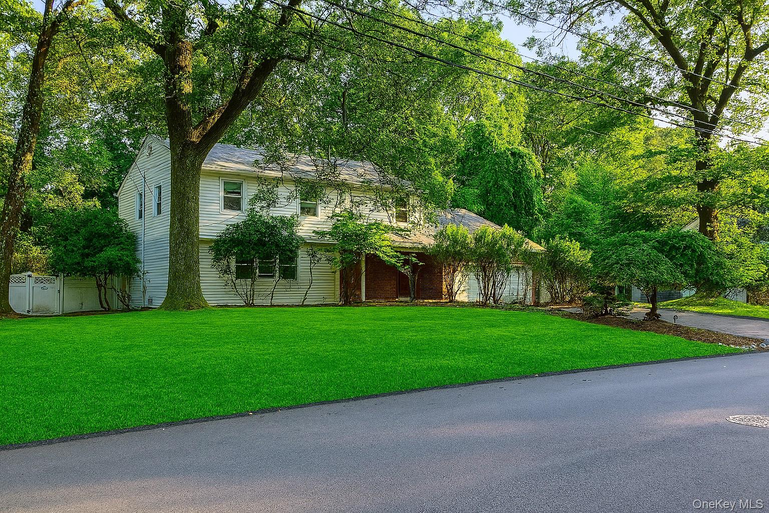 #1 photo, 10 Swallow Avenue, 纽约州 Chestnut Ridge , NY 10977