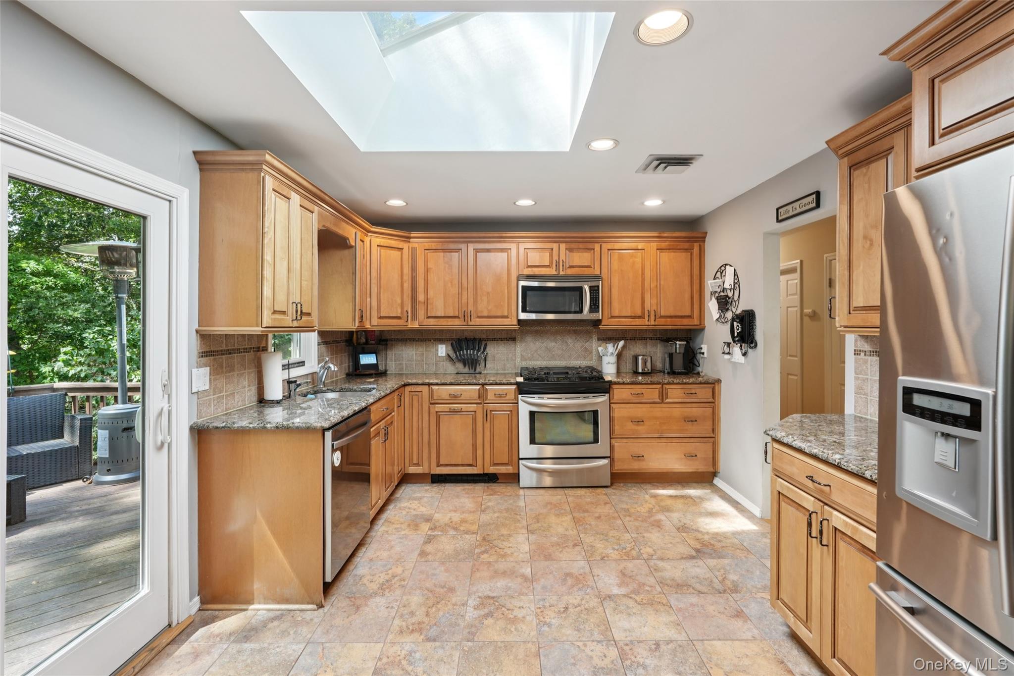 #11 photo, 27A Claremont Lane, Suffern , NY 10901