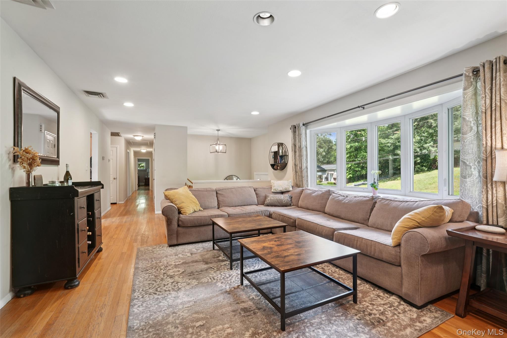 #5 photo, 27A Claremont Lane, Suffern , NY 10901