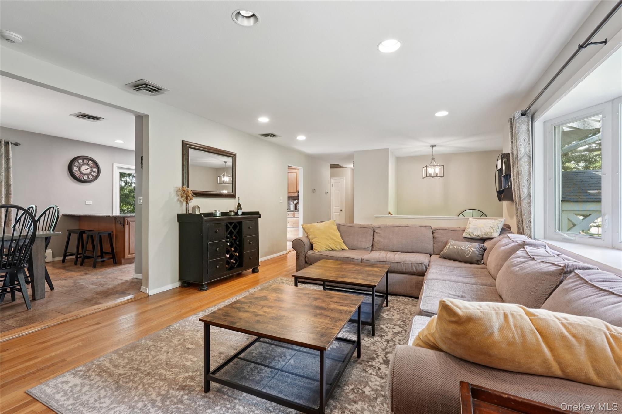 #6 photo, 27A Claremont Lane, Suffern , NY 10901