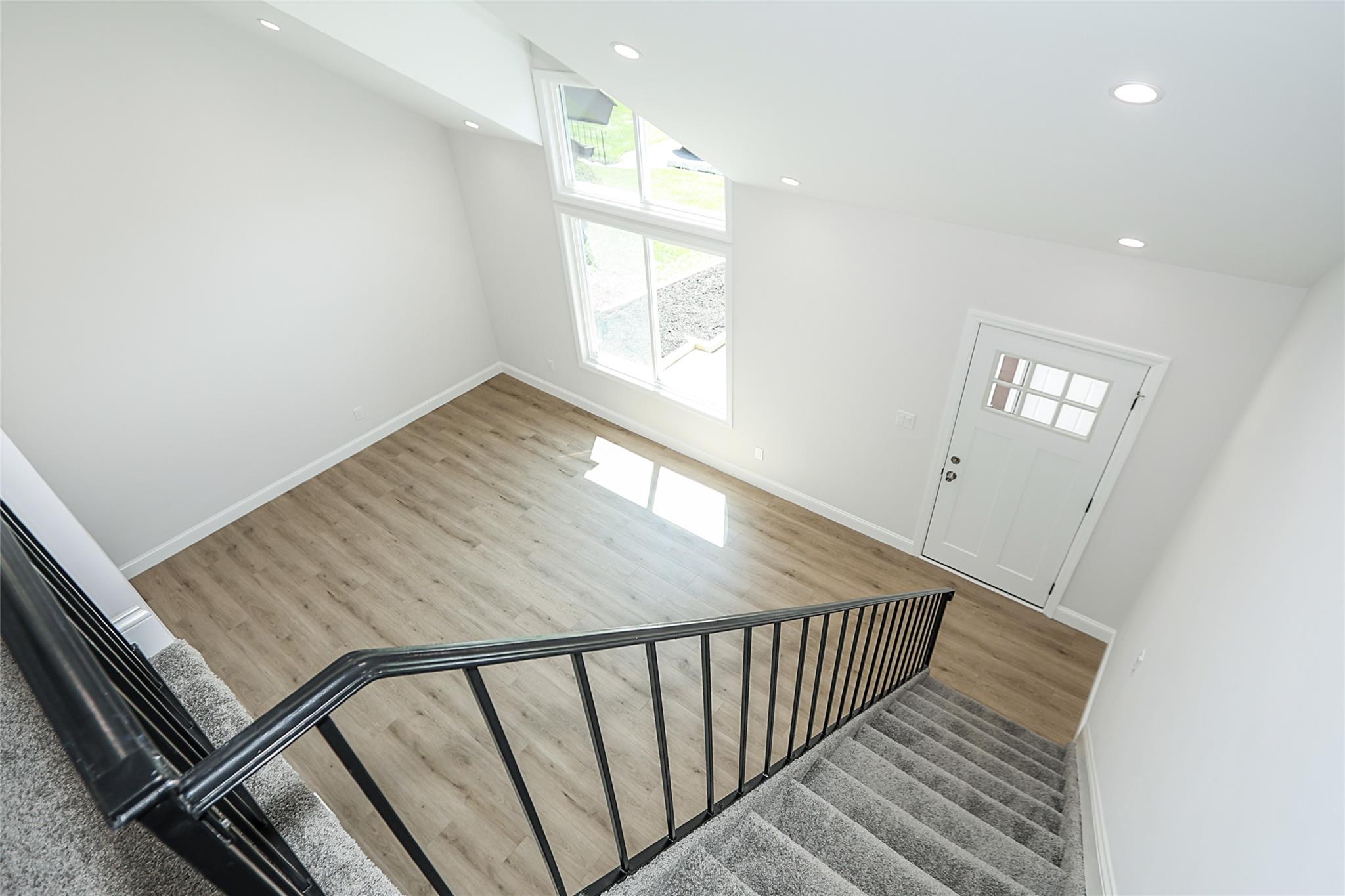 #19 photo, 5 Amesworth Court, Middle Island , NY 11953