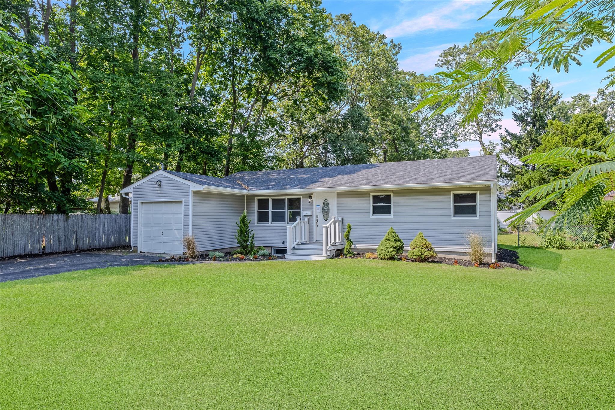 #1 photo, 4991 Express Drive, Lake Ronkonkoma , NY 11779