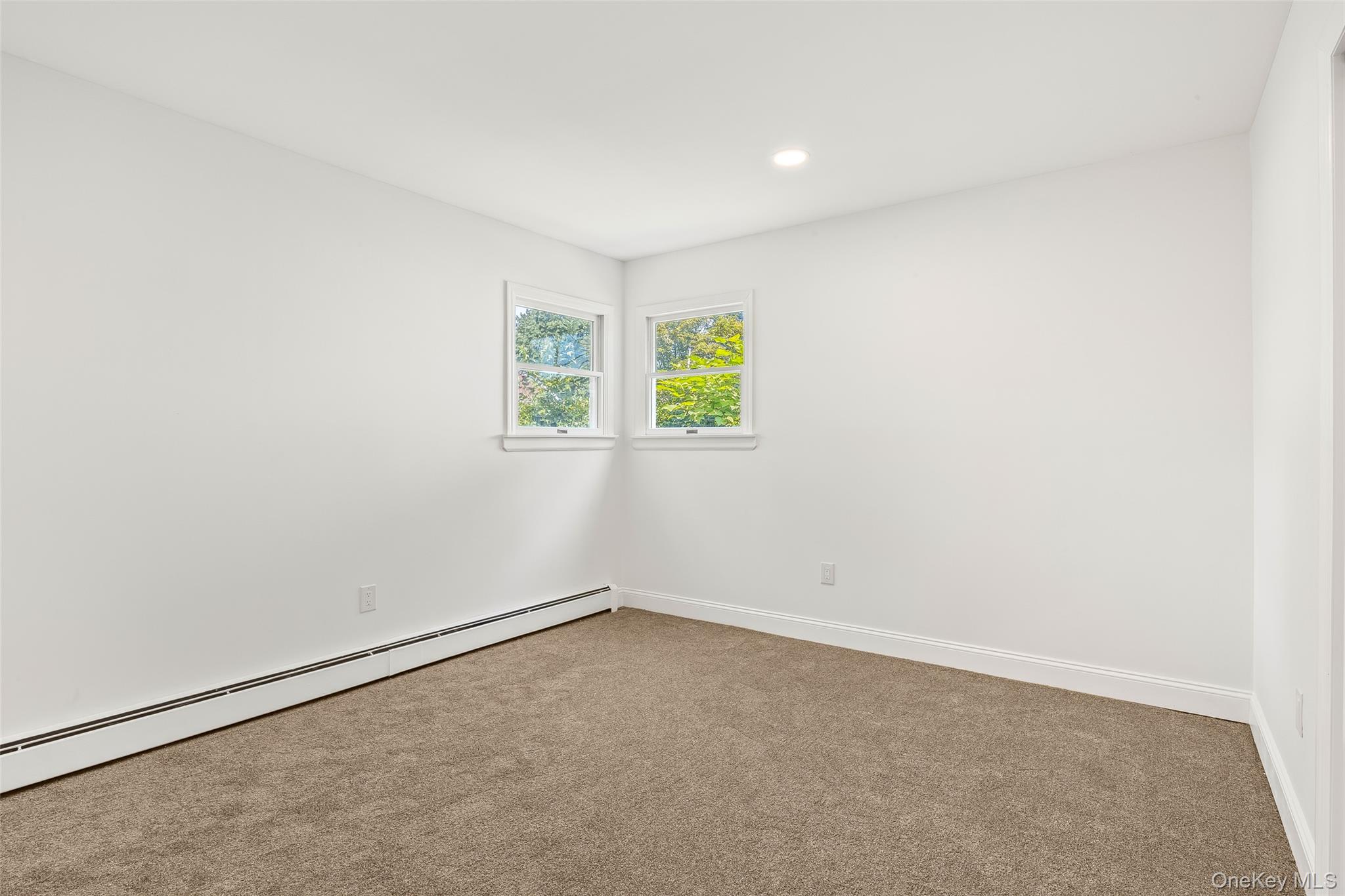 #11 photo, 4991 Express Drive, Lake Ronkonkoma , NY 11779