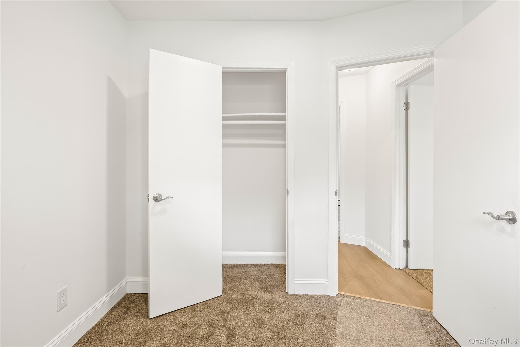 #14 photo, 4991 Express Drive, Lake Ronkonkoma , NY 11779