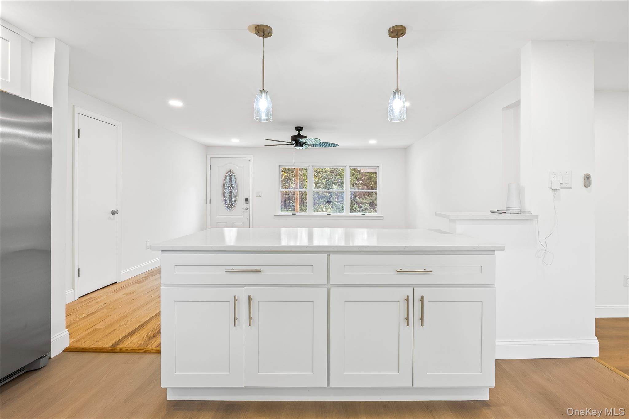 #9 photo, 4991 Express Drive, Lake Ronkonkoma , NY 11779