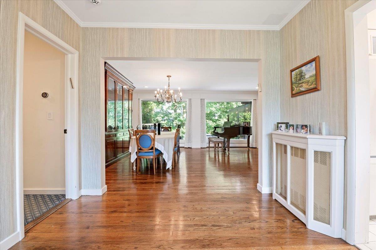 #3 photo, 235 Ocean Avenue, ナッソー郡 Lawrence , NY 11559