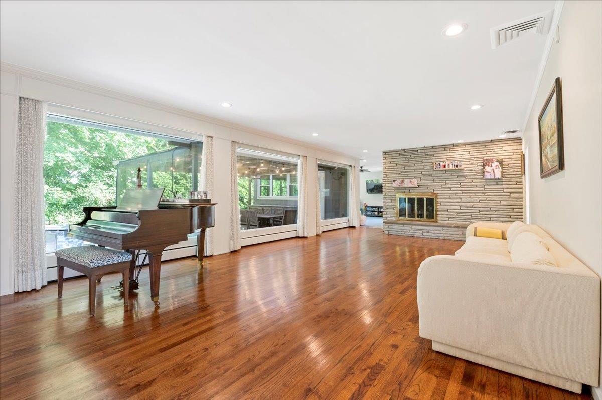 #5 photo, 235 Ocean Avenue, ナッソー郡 Lawrence , NY 11559