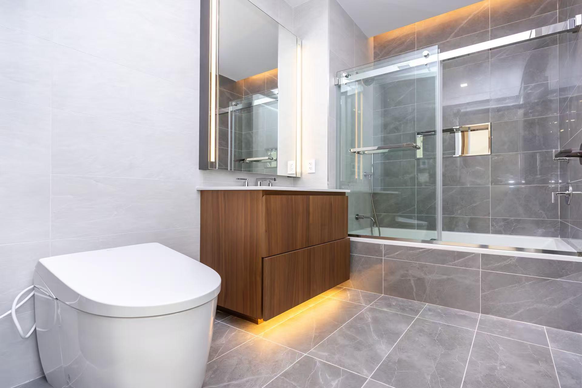 #9 photo, 3532 Leavitt St, Flushing , NY 11354