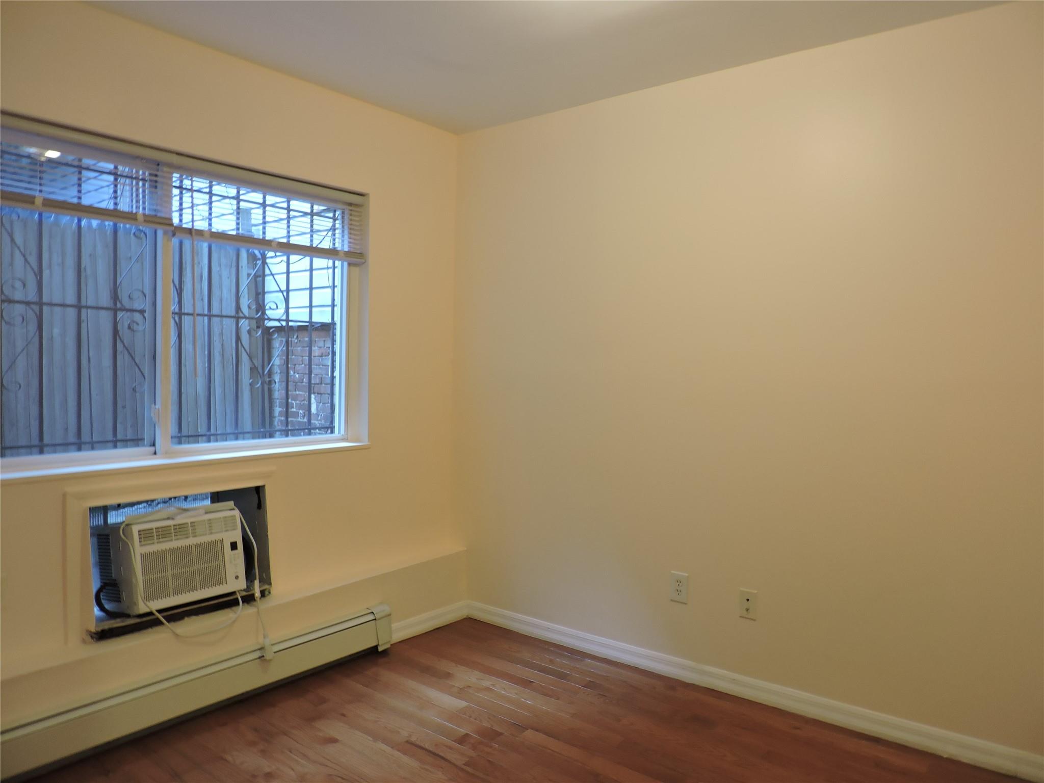 #5 photo, 1031 Halsey Street, Brooklyn , NY 11207