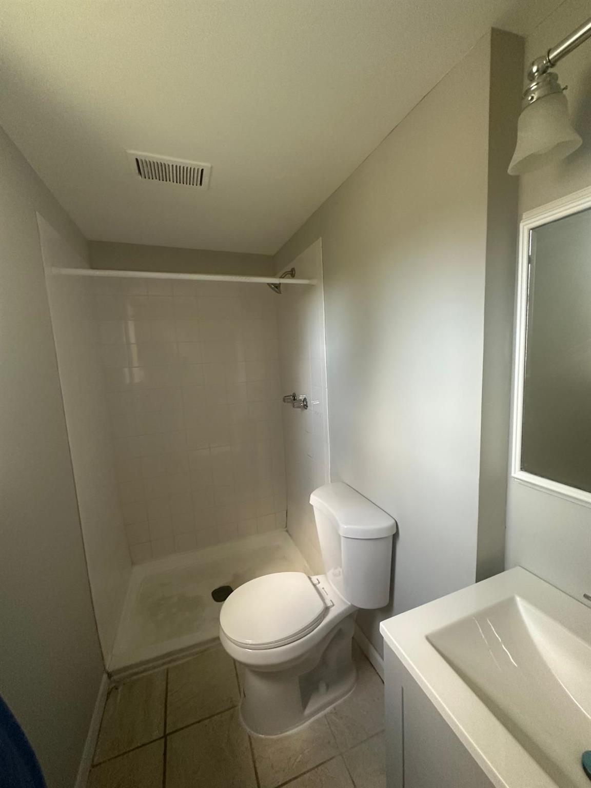 #4 photo, 105 Artist Lake Drive, Middle Island , NY 11953